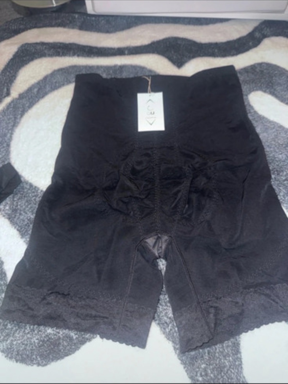Shapewear High-Waist Black Shaping Shorts with Lace Trim